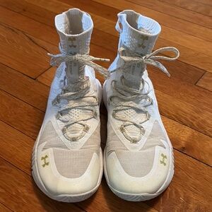 Under Armour Highlight Ace 2.0 Womens White Mesh Athletic Volleyball Shoes